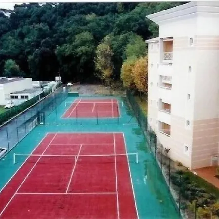 Apartment D'une Avec Piscine Partagee Balcon Amenage Et Wifi A Sur Mer A 2 Km De La Plage *